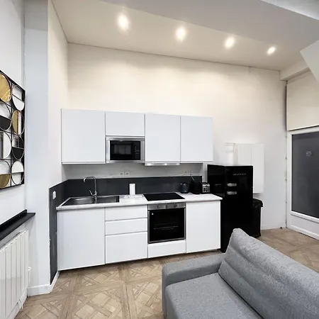 Urban Flat 66 - Pretty 3 Bedroom In Parigi