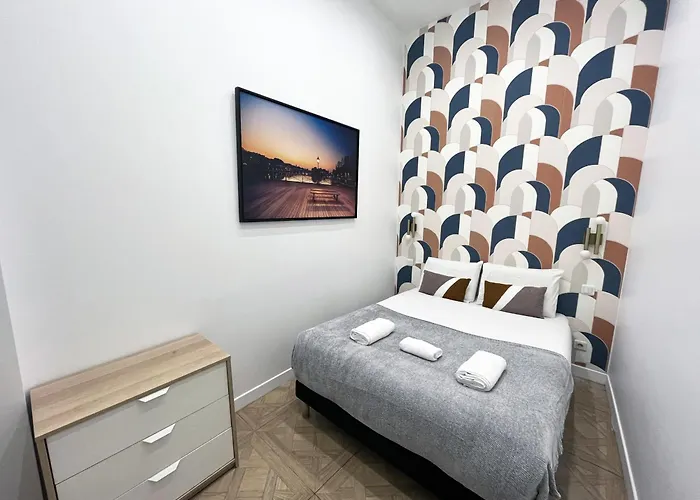 Urban Flat 66 - Pretty 3 Bedroom In