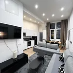 Urban Flat 66 - Pretty 3 Bedroom In Paris