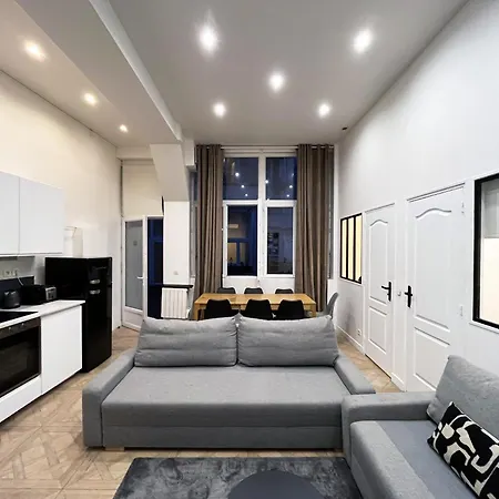 Apartamento Urban Flat 66 - Pretty 3 Bedroom In *